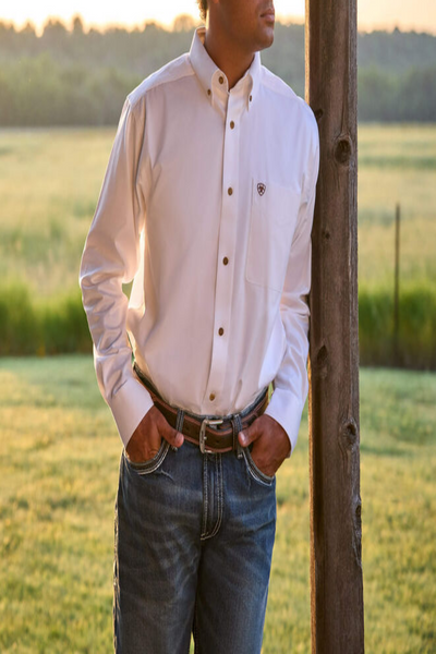 Ariat Solid Twill Classic Fit Shirt