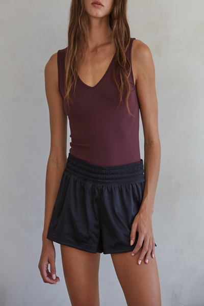 Essential Seamless Reverse U/V Tank