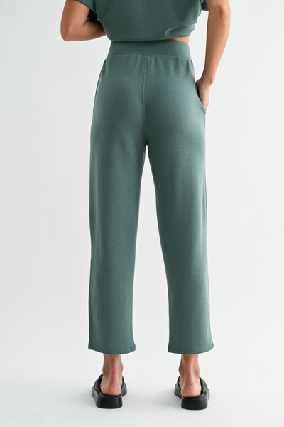 Woodlands Soft Drape Cropped Pants