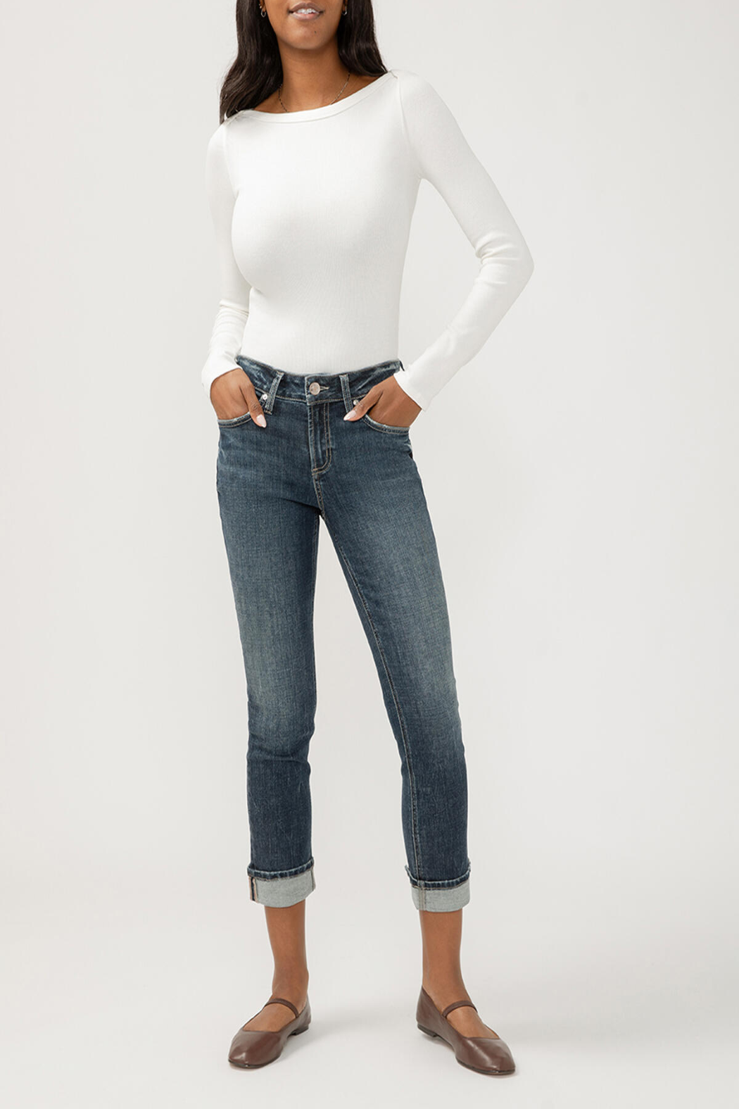 Suki Mid Rise Straight Leg Crop Jean